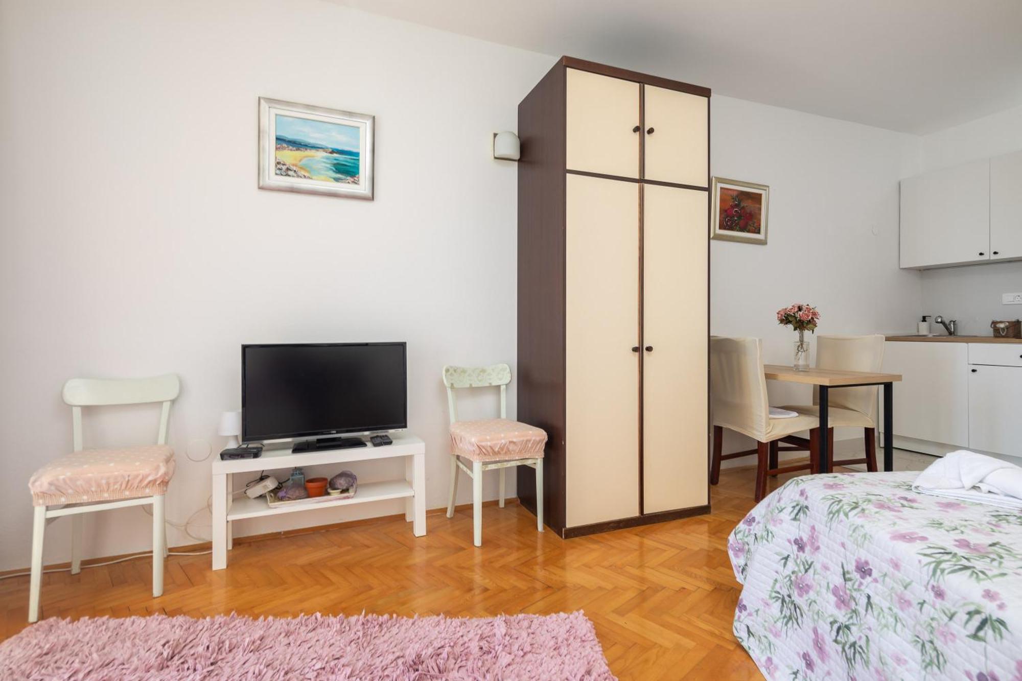 Appartement Caleta Seaview - Pool & Jacuzzi *