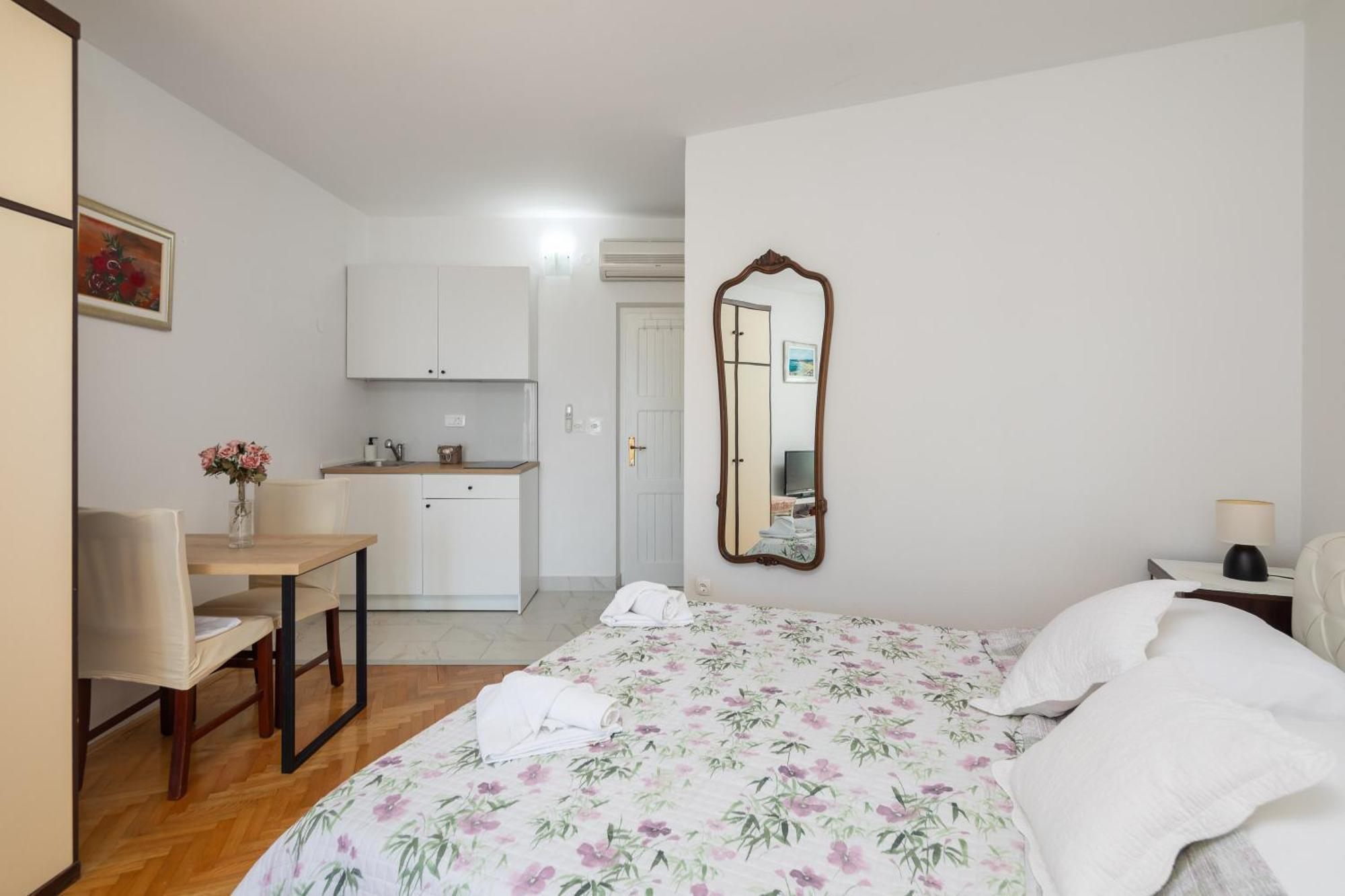 Caleta Seaview - Pool & Jacuzzi Appartement